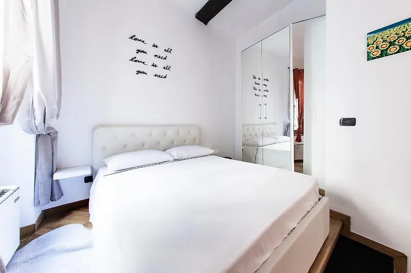 Hemeras Boutique House Aparthotel Duomo 6 Μιλάνο Ξενοδοχείο